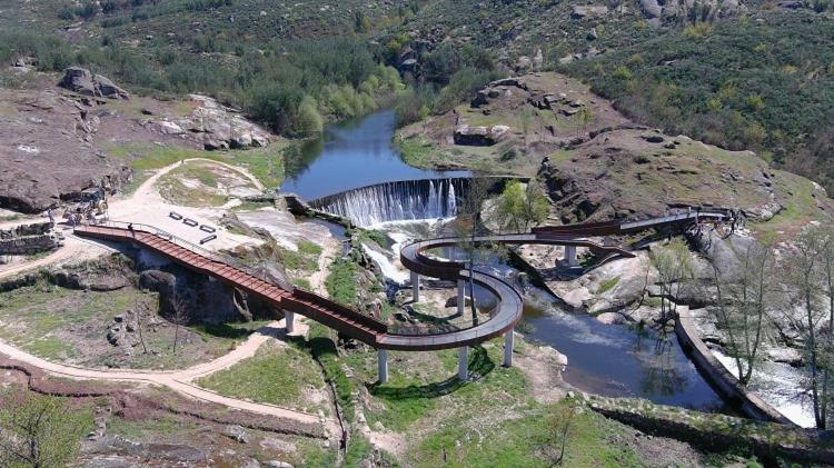 Vila da Laje - Onde a Natureza o envolve - Serra da Estrela Oliveira do Hospital Exterior foto